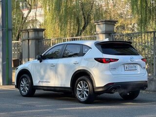 2023 Mazda CX-5 II Рестайлинг, белый, 2300000 рублей, вид 5