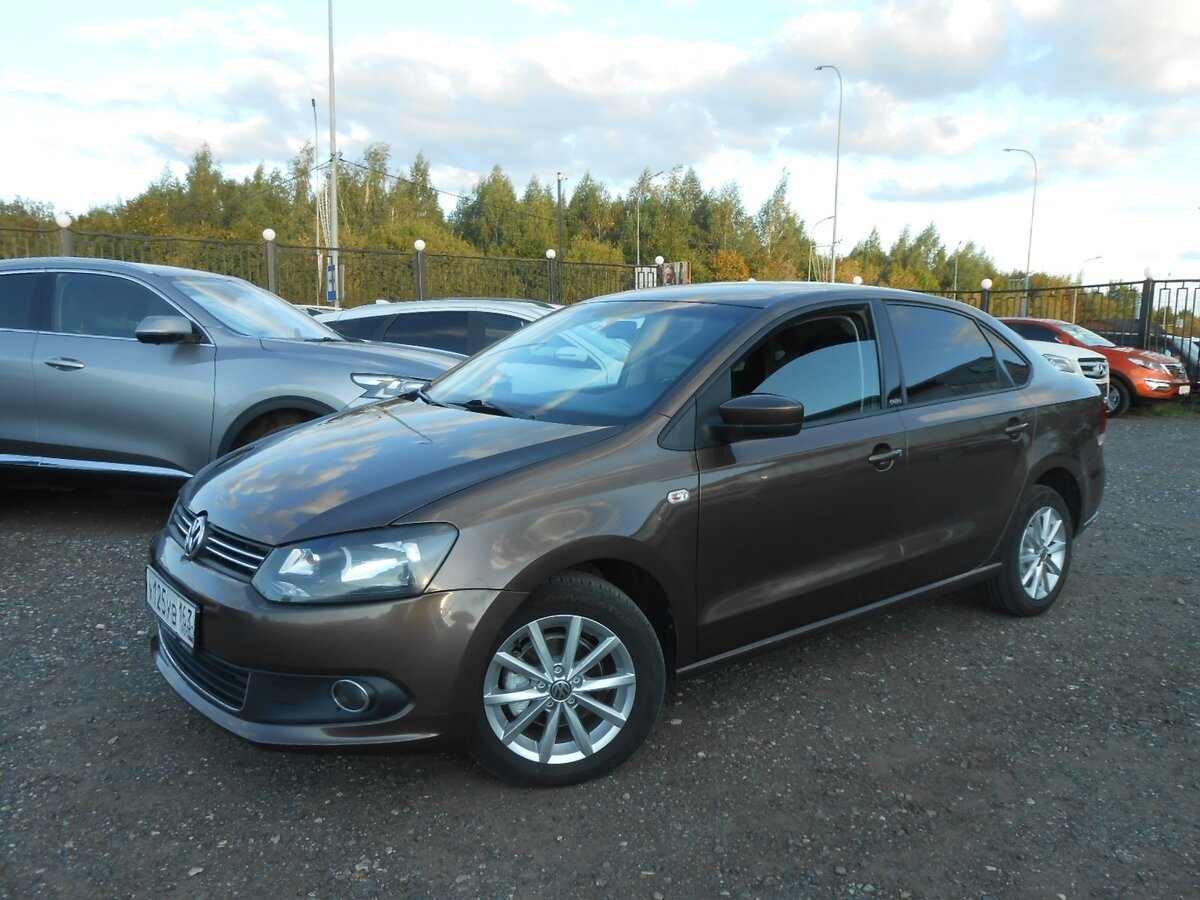 Открыть фотографии: Volkswagen Polo V