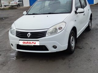 2011 Renault Sandero I, белый, 600000 рублей, вид 2