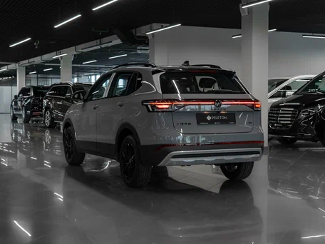2025 Volkswagen Tharu XR 300 TSI, серый, 3140000 рублей, вид 4
