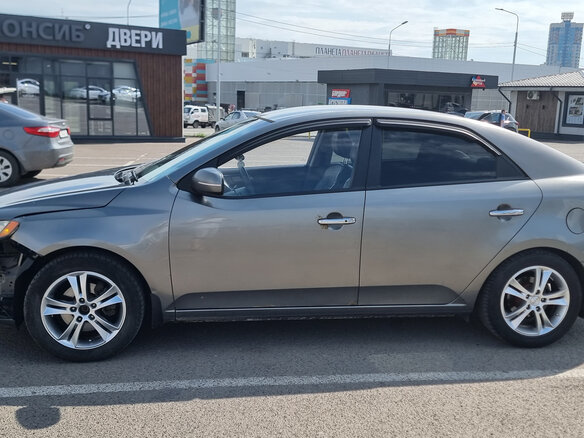 2012 Kia Forte I, серый, 600000 рублей - вид 3