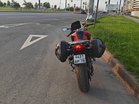 2014 BMW F 800 R, красный, 480000 рублей, вид 5
