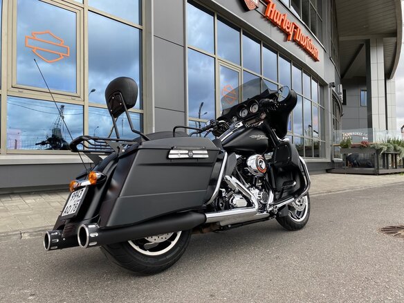 2013 Harley-Davidson Street Glide, чёрный