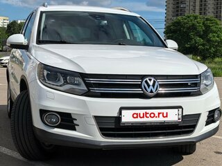 2015 Volkswagen Tiguan I Рестайлинг, белый, 1550000 рублей, вид 2