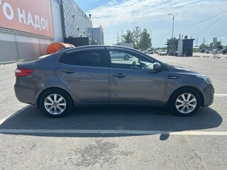 2012 Kia Rio III, серый, 1050000 рублей, вид 3