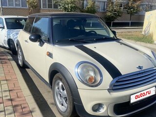 2010 Mini Hatch One II (R56) Рестайлинг, белый, 840000 рублей, вид 2