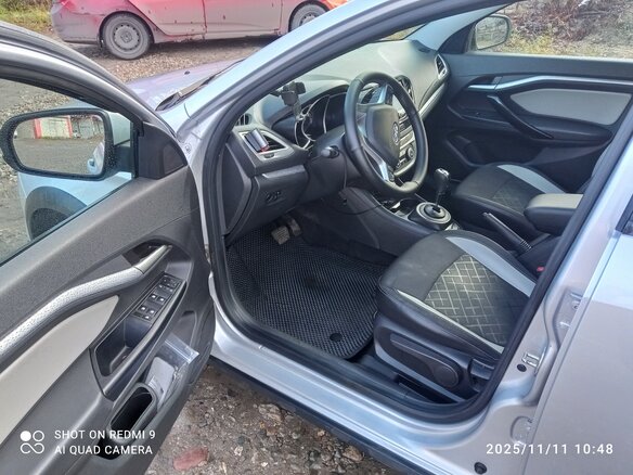 2019 Lada (ВАЗ) Vesta SW Cross I, серый, 938000 рублей - вид 4