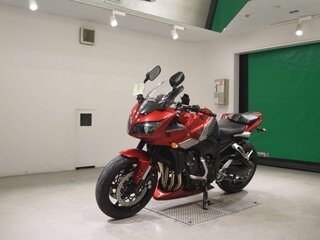 2015 Yamaha FZ1, красный, 574000 рублей, вид 4