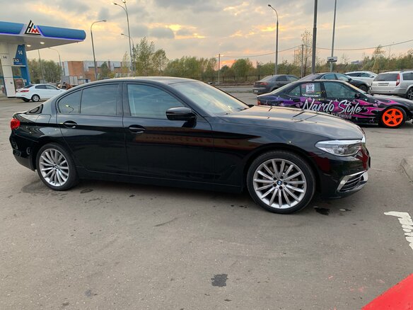 2019 BMW 5 серии 530d xDrive VII (G30/G31/G38), чёрный, 4500000 рублей - вид 5