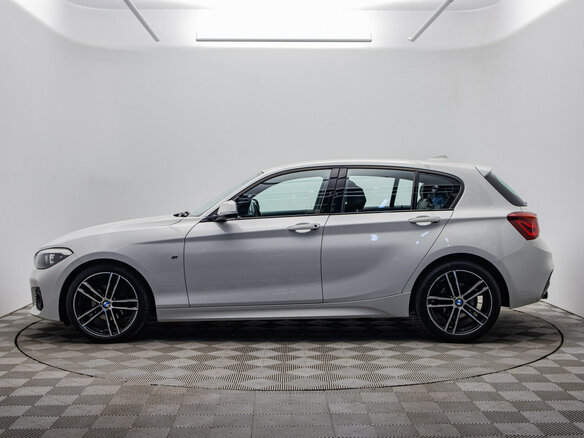 2018 BMW 1 серии 118i II (F20/F21) Рестайлинг 2, белый - вид 1