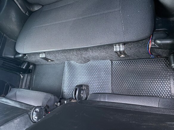 2013 Lada (ВАЗ) 2121 (4x4) I Рестайлинг, зелёный, 450000 рублей - вид 15