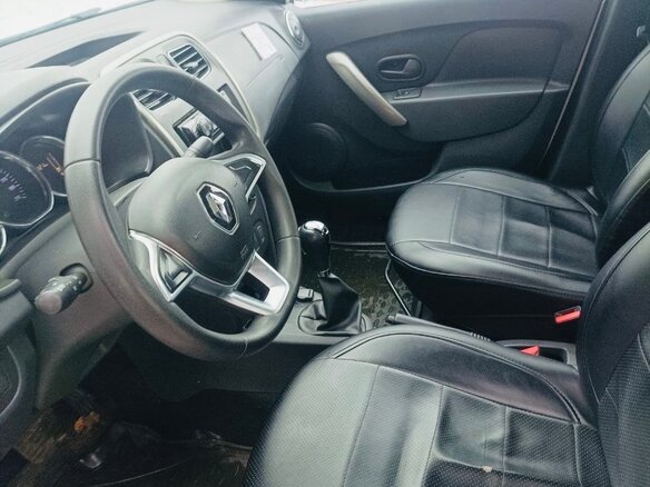2020 Renault Logan II Рестайлинг, белый, 560000 рублей - вид 6