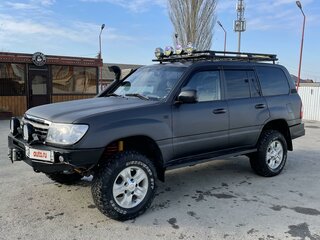 2004 Toyota Land Cruiser 105 100 Series Рестайлинг 1, серый, 3900000 рублей, вид 3