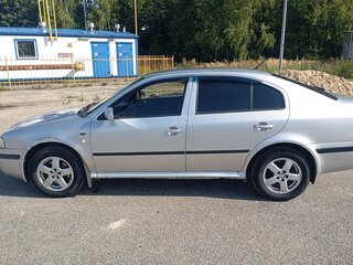 2002 Skoda Octavia I (A4) Рестайлинг, серебристый, 250000 рублей, вид 4