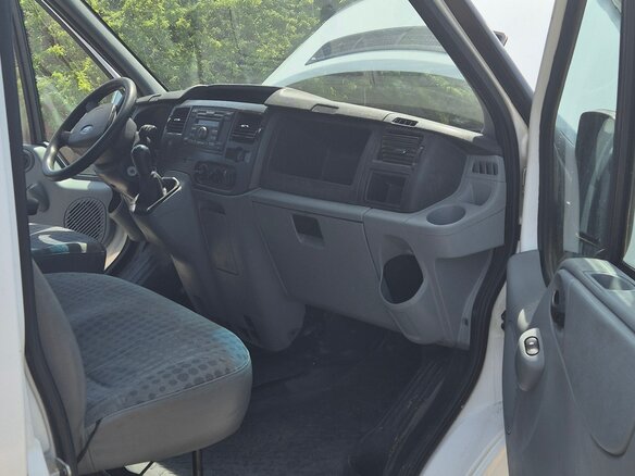 2009 Ford Transit, белый, 950000 рублей - вид 6