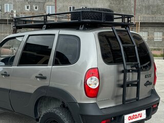 2013 Chevrolet Niva I Рестайлинг, серый, 710000 рублей, вид 4