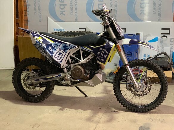 2017 Husqvarna 701 Enduro, белый - вид 5