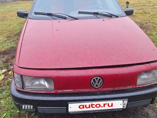 1988 Volkswagen Passat B3, красный, 70000 рублей, вид 3