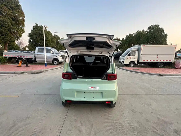 2023 Wuling Mini EV 9 kWh II, зелёный, 700000 рублей - вид 5