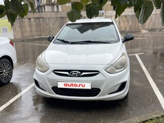 2012 Hyundai Solaris I, белый, 580000 рублей, вид 4