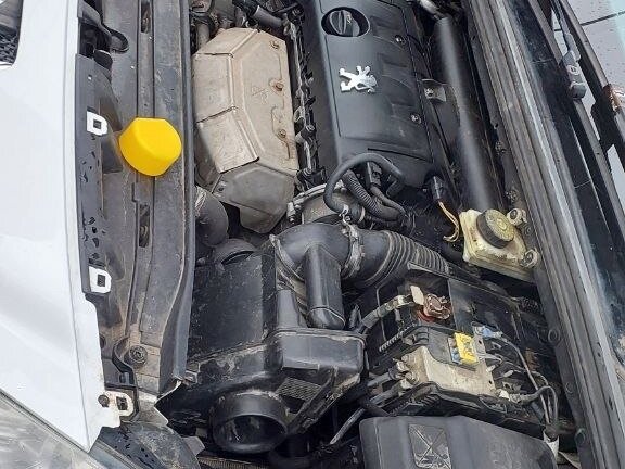 2008 Peugeot 308 I, белый, 500000 рублей - вид 7