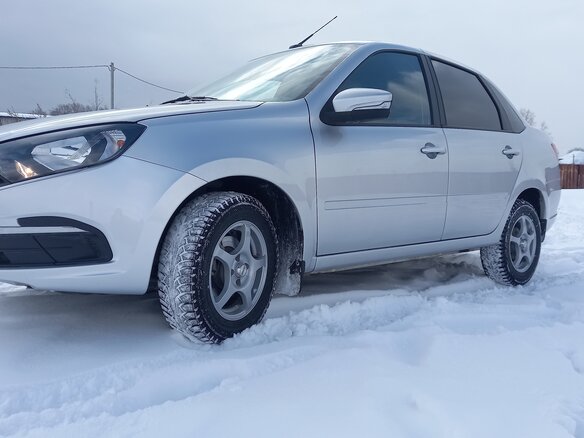 2023 Lada (ВАЗ) Granta I Рестайлинг, серебристый, 985000 рублей