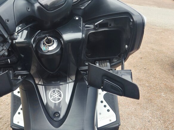 2008 Yamaha TMAX, чёрный, 550000 рублей - вид 9