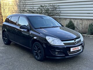2011 Opel Astra H Рестайлинг, чёрный, 690000 рублей, вид 3