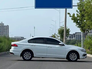 2023 Volkswagen Bora IV (China Market) Рестайлинг, белый, 1300555 рублей, вид 5