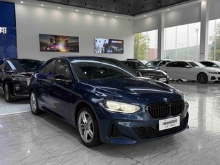 2022 BMW 1 серии 120i III (F52) Рестайлинг, синий, 1400000 рублей, вид 3