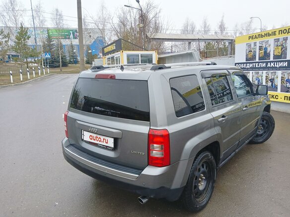2012 Jeep Liberty (Patriot), серый, 1250000 рублей - вид 13