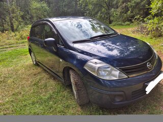 2011 Nissan Tiida I Рестайлинг, синий, 850000 рублей, вид 5