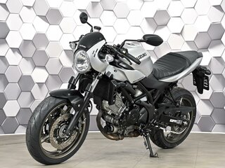 2024 Suzuki SV 650, серебристый, 647000 рублей, вид 2