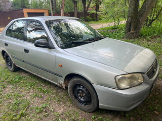 2000 Hyundai Accent II, серебристый, 150000 рублей, вид 3