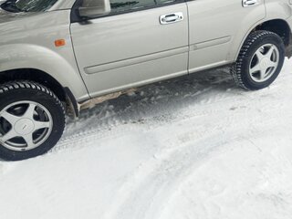 2001 Nissan X-Trail I, серый, 775000 рублей, вид 2