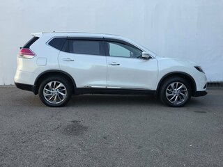 2016 Nissan X-Trail III, белый, 1620000 рублей, вид 4