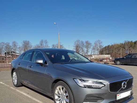 2017 Volvo S90 II, серый, 2880000 рублей - вид 3