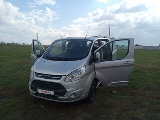 2013 Ford Tourneo Custom LWB I, серебристый, 1500000 рублей, вид 3