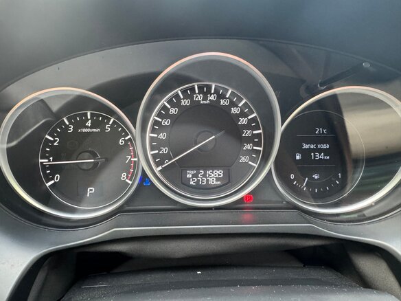 2016 Mazda 6 III (GJ) Рестайлинг, белый, 2250000 рублей - вид 11