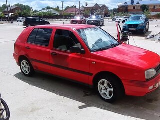1997 Volkswagen Golf III, красный, 285000 рублей, вид 2