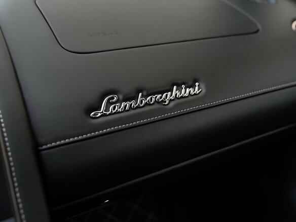 2013 Lamborghini Gallardo LP560-4 I Рестайлинг, чёрный - вид 24