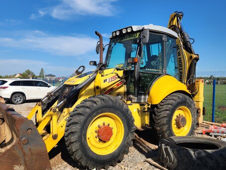 2011 New Holland B115B, жёлтый, 5950000 рублей, вид 2