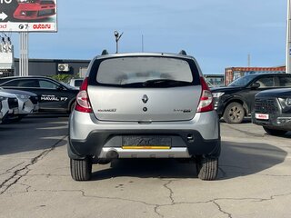 2014 Renault Sandero Stepway I, серебристый, 680000 рублей, вид 4