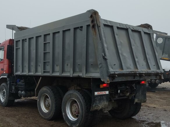 2006 Volvo FM, красный, 3200000 рублей - вид 6