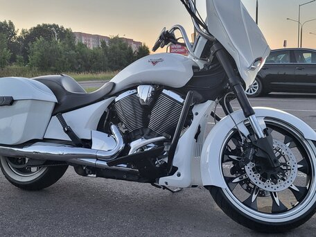 2016 Victory Magnum, белый, 1150000 рублей, вид 2