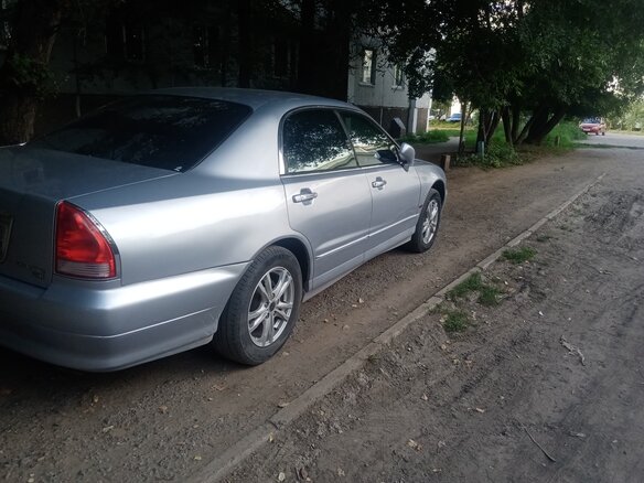 2004 Mitsubishi Diamante II, серый, 585000 рублей - вид 11