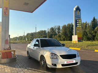 2015 Lada (ВАЗ) Priora I Рестайлинг, белый, 730000 рублей, вид 3