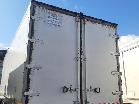 2008 Ford Cargo, красный, 2500000 рублей, вид 2