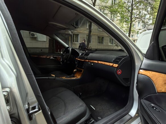 2002 Mercedes-Benz E-Класс 320 III (W211, S211), серый, 1000000 рублей - вид 10