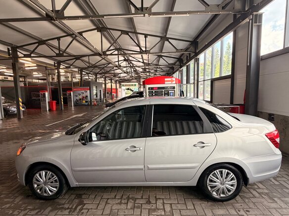 2022 Lada (ВАЗ) Granta I Рестайлинг, серый, 790000 рублей - вид 2
